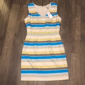 Banana Republic V neck dress